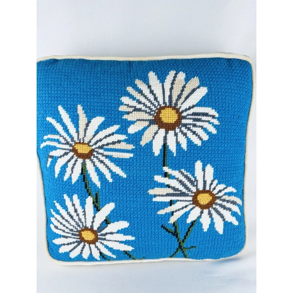 Vintage Needlepoint Daisy Floral Throw Pillow 14